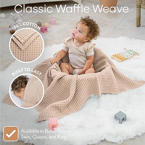 Comfy Cubs Waffle Weave Baby Blanket - 40 x 40