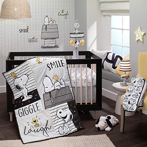 Lambs Ivy Classic Snoopy Cotton Fitted Crib Sheet